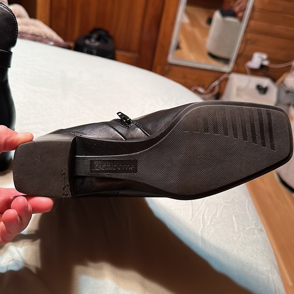 Boots - Picture 2 of 3